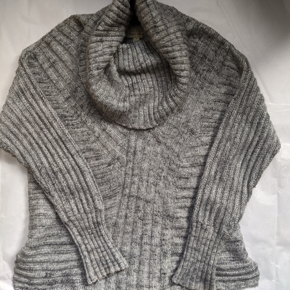 hinge Sweaters - HINGE DESIGN IN SEATTLE SIZE M